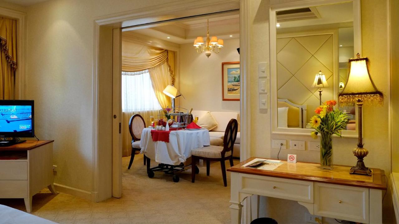 Marco Polo Plaza Cebu Ξενοδοχείο Εξωτερικό φωτογραφία A suite at the hotel