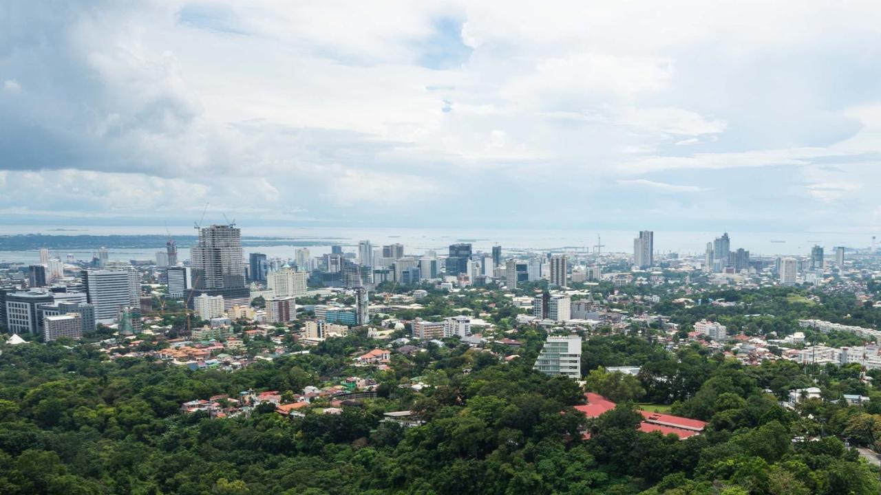 Marco Polo Plaza Cebu Ξενοδοχείο Εξωτερικό φωτογραφία Metro Manila skyline